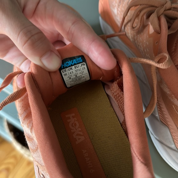 Women's Arahi 6 Stability Running Shoe | HOKA® - Picture 4 of 8